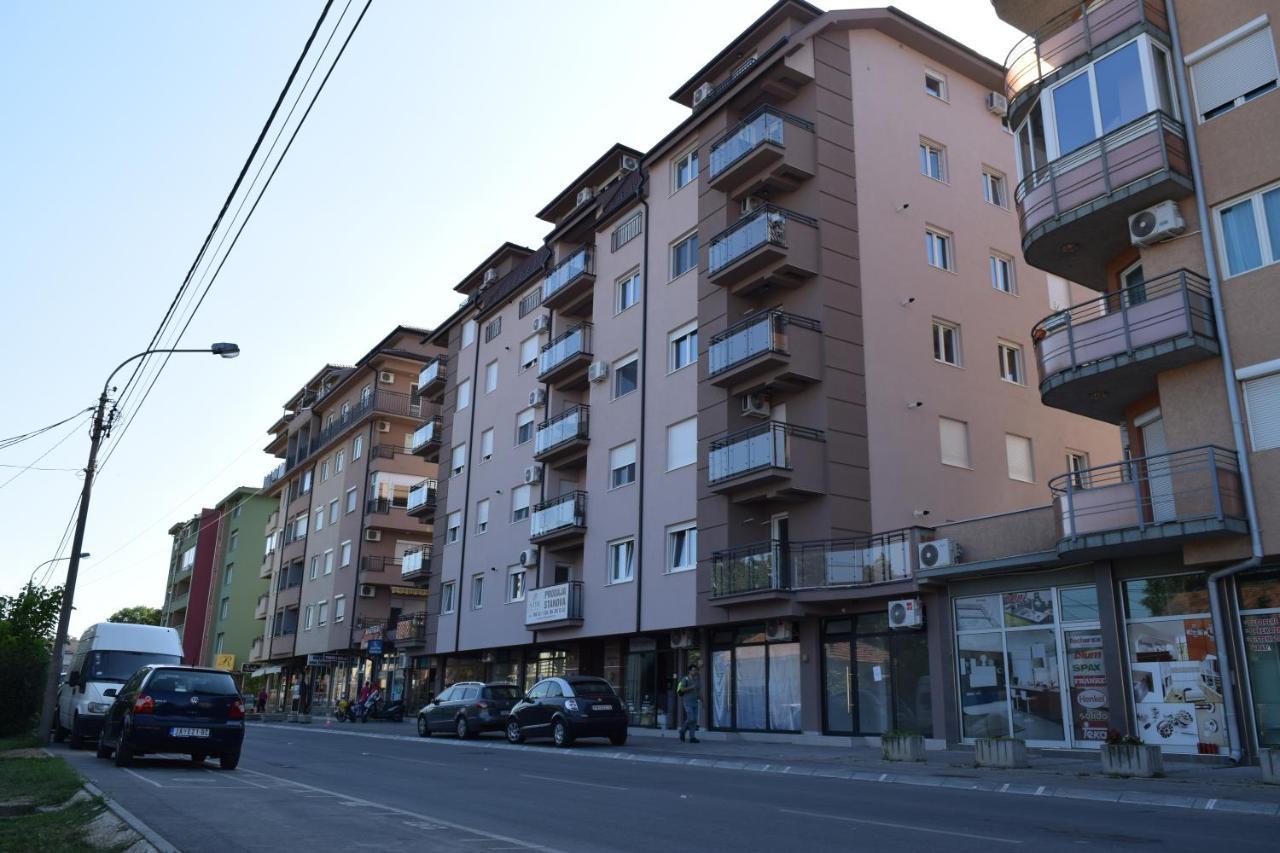 S-Apartmani Cocetova Ягодина Екстер'єр фото