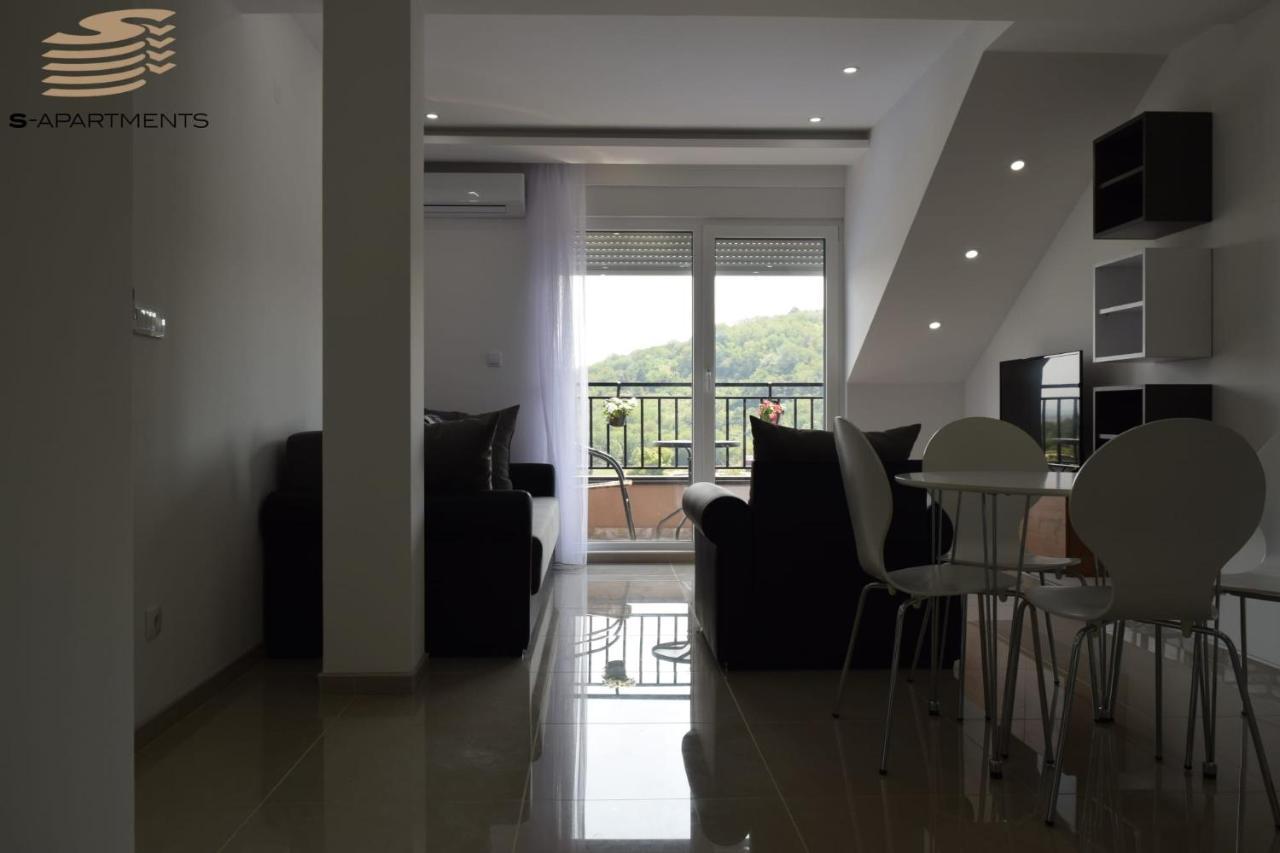 S-Apartmani Cocetova Ягодина Екстер'єр фото